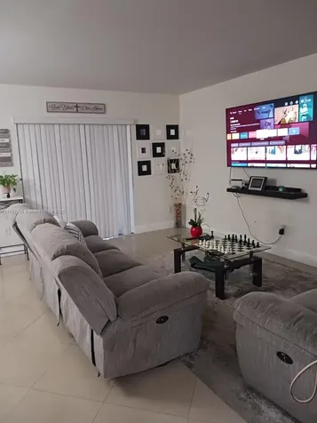 8340 SW 154th Avenue Miami FL 33193
