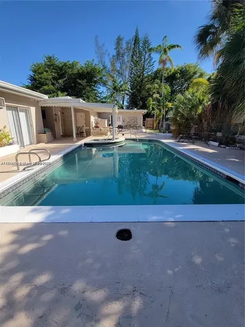 Hollywood FL 33020