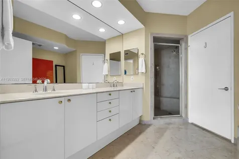 791 Crandon Boulevard Key Biscayne FL 33149