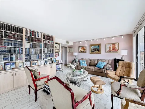 210 174th Street Sunny Isles Beach FL 33160
