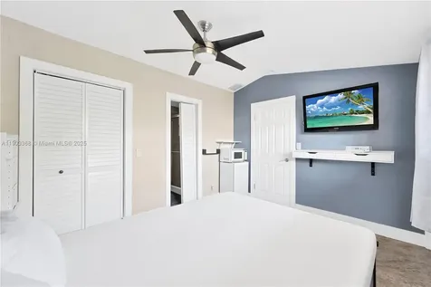 818 NE 3rd Street Hallandale Beach FL 33009