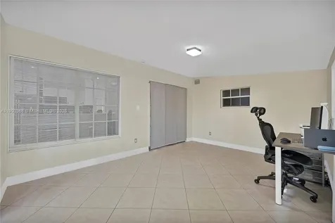 818 NE 3rd Street Hallandale Beach FL 33009