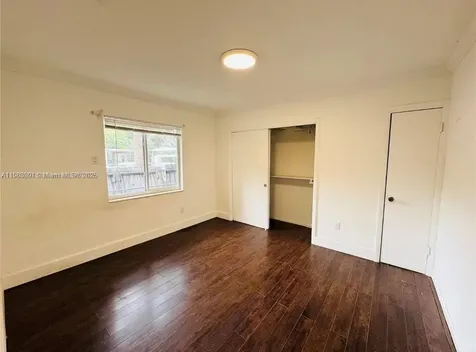 2540 NE 181st Street North Miami Beach FL 33160