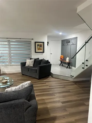 1409 NW 124th Avenue Pembroke Pines FL 33026
