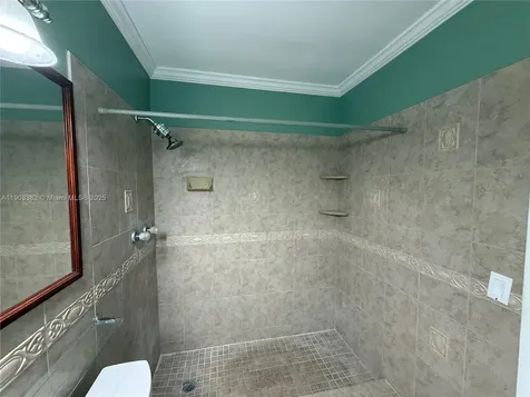 2901 San Remo Circle Homestead FL 33035