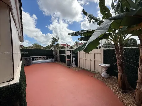 2901 San Remo Circle Homestead FL 33035