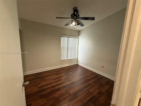 2901 San Remo Circle Homestead FL 33035