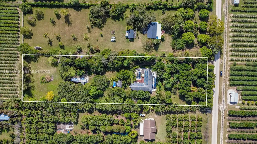 37225 SW 214th Avenue Homestead FL 33034