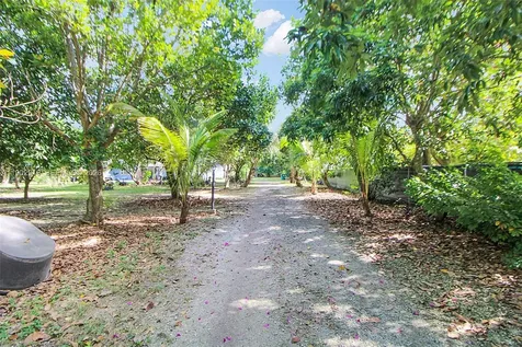 37225 SW 214th Avenue Homestead FL 33034