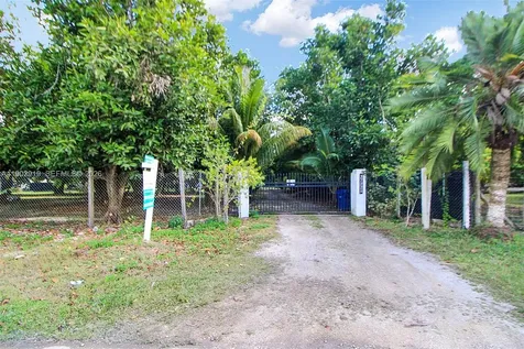 37225 SW 214th Avenue Homestead FL 33034