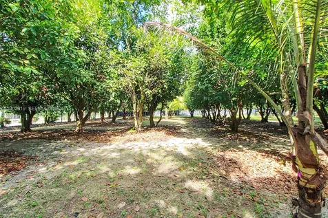 37225 SW 214th Avenue Homestead FL 33034