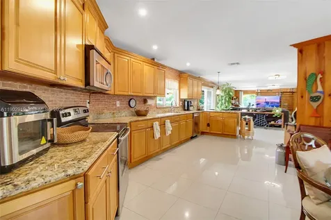 37225 SW 214th Avenue Homestead FL 33034