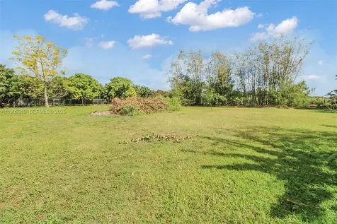 37225 SW 214th Avenue Homestead FL 33034