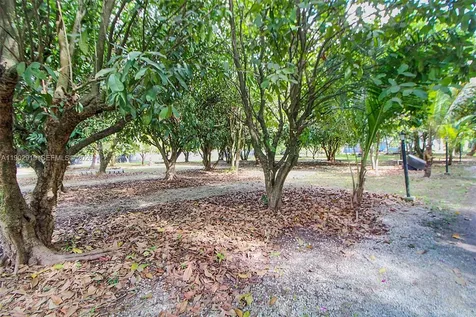 37225 SW 214th Avenue Homestead FL 33034