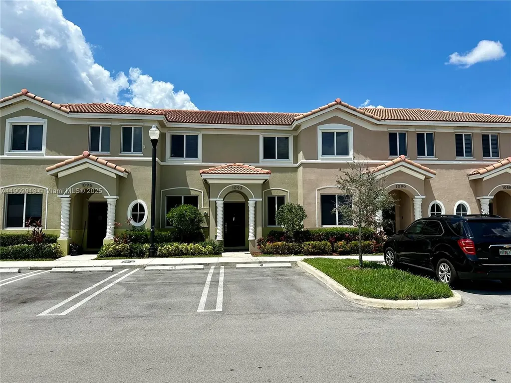 1092 SE 23rd Avenue Homestead FL 33035
