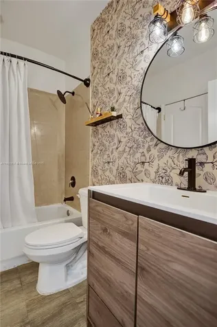 1129 10th Street West Palm Beach FL 33401