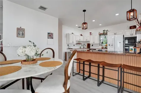 1129 10th Street West Palm Beach FL 33401