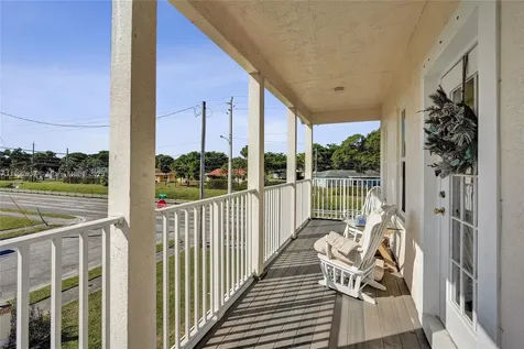 1129 10th Street West Palm Beach FL 33401