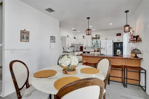 1129 10th Street West Palm Beach FL 33401