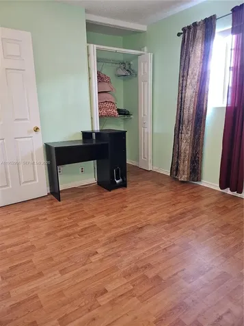 5121 W Oakland Park Boulevard Lauderdale Lakes FL 33313