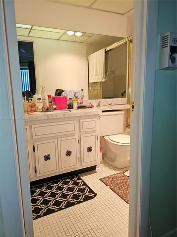 5121 W Oakland Park Boulevard Lauderdale Lakes FL 33313