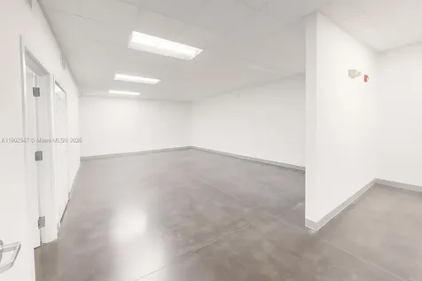 18651 NE 24th Place Miami FL 33180