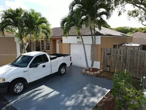 9755 SW 222nd Terrace Cutler Bay FL 33190