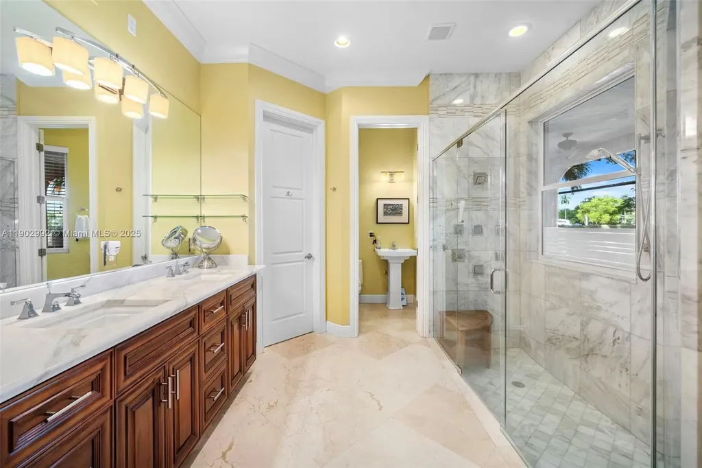 1115 SW 5th Place Fort Lauderdale FL 33312