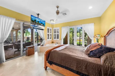 1115 SW 5th Place Fort Lauderdale FL 33312