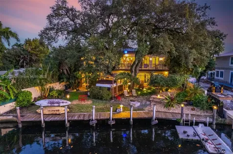 1115 SW 5th Place Fort Lauderdale FL 33312