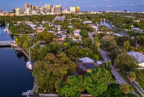 1115 SW 5th Place Fort Lauderdale FL 33312