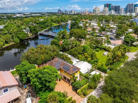 1115 SW 5th Place Fort Lauderdale FL 33312