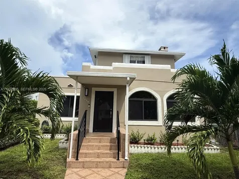 1835 SW 10th Street Miami FL 33135