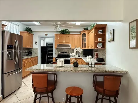1835 SW 10th Street Miami FL 33135