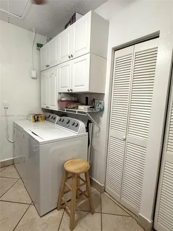 1835 SW 10th Street Miami FL 33135