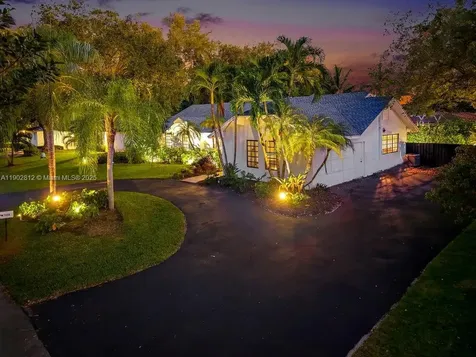 7620 SW 170th Street Palmetto Bay FL 33157