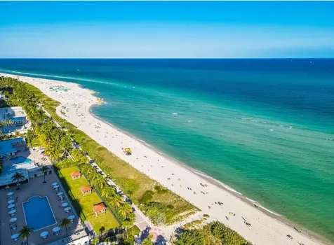 2555 Collins Avenue Miami Beach FL 33140