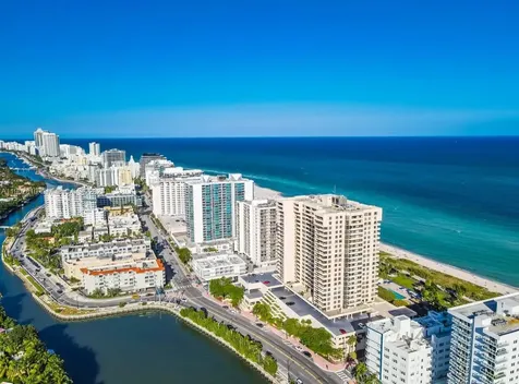 2555 Collins Avenue Miami Beach FL 33140