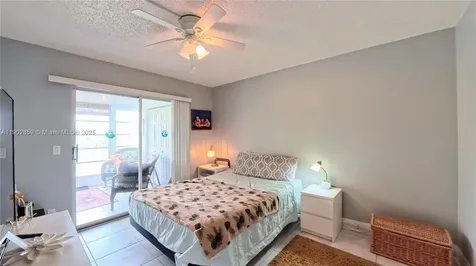 4025 Farnham O Deerfield Beach FL 33442