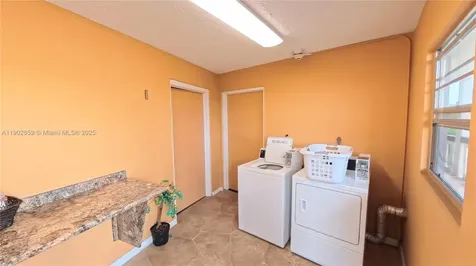 4025 Farnham O Deerfield Beach FL 33442