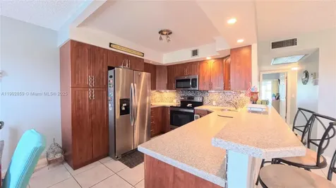 4025 Farnham O Deerfield Beach FL 33442