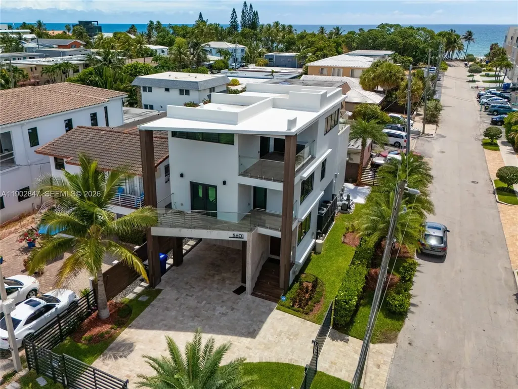 5601 N Ocean Drive Hollywood FL 33019