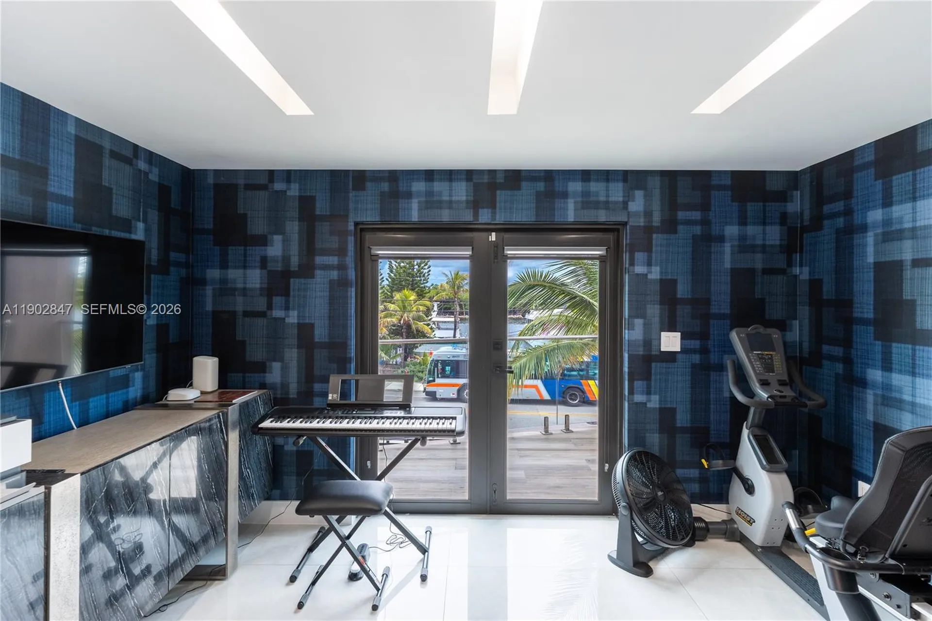 5601 N Ocean Drive Hollywood FL 33019