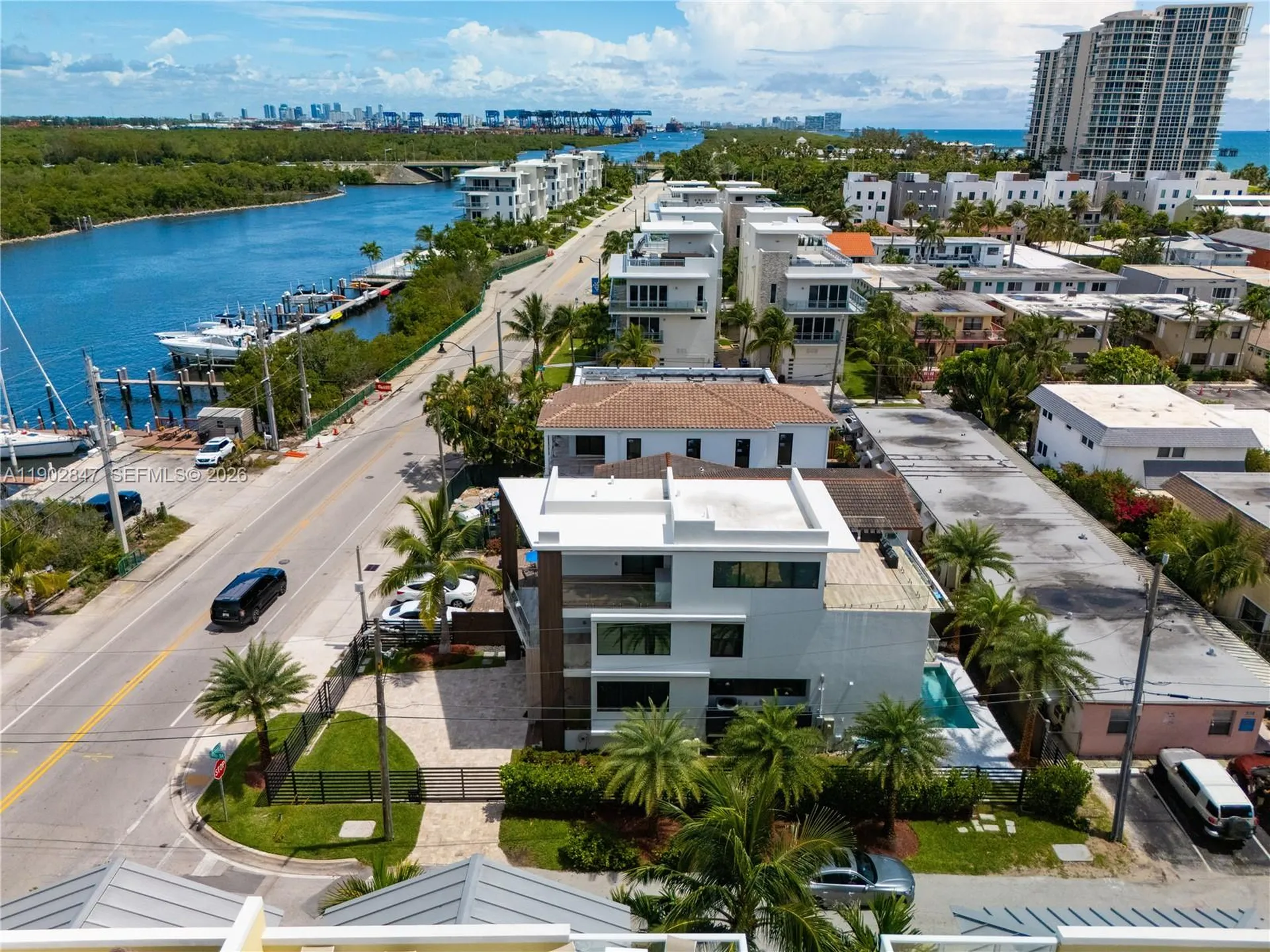 5601 N Ocean Drive Hollywood FL 33019