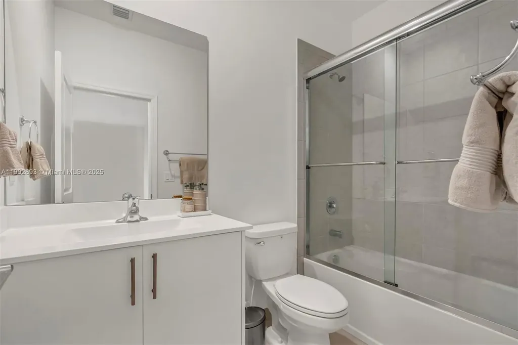 11851 NW 46th Street Coral Springs FL 33076