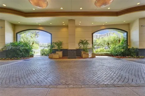 411 N New River Drive E Fort Lauderdale FL 33301