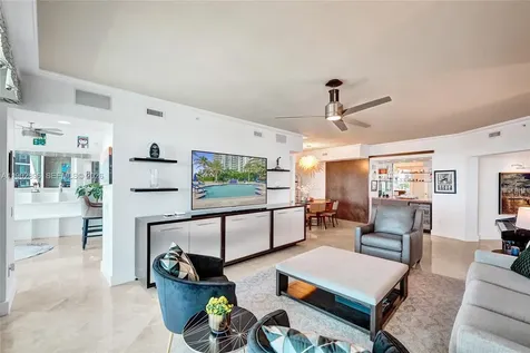 411 N New River Drive E Fort Lauderdale FL 33301