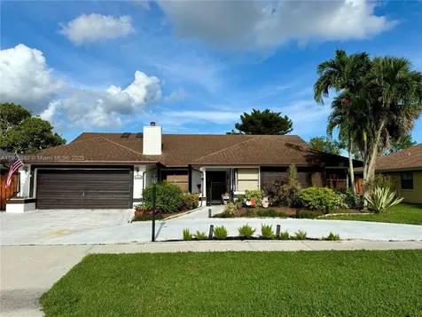 13647 Barberry Drive Wellington FL 33414