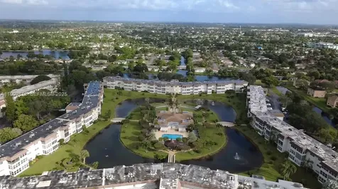 4700 NW 35th Street Lauderdale Lakes FL 33319