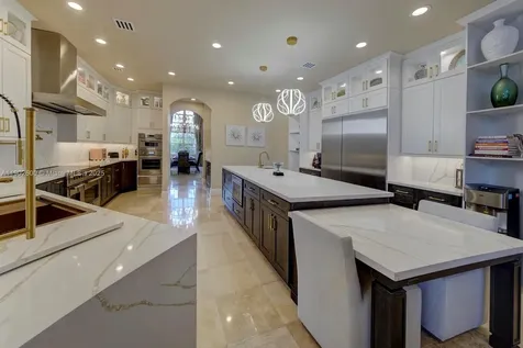 3828 Pine Lake Drive Weston FL 33332